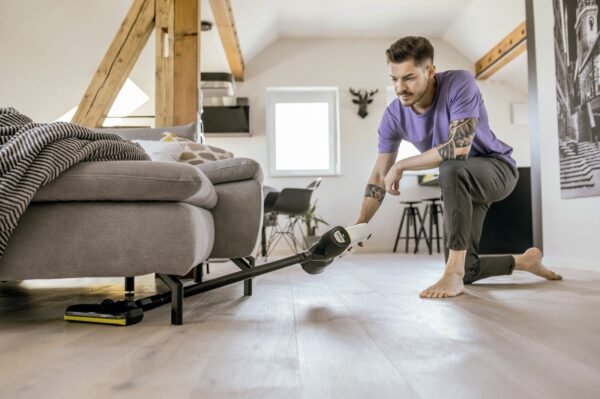 VC-4-Cordless-Premium-living-room-wooden-floor-app-05-CI20-Web-1600-Max