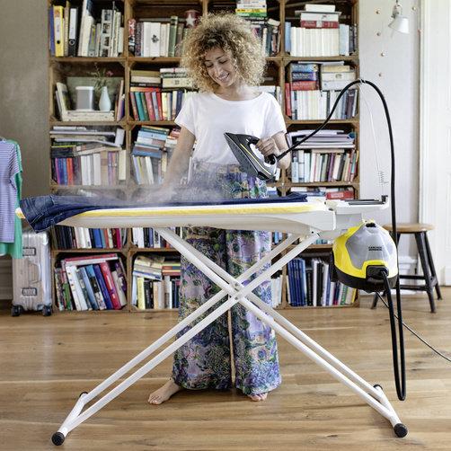 Multifunkcionalni paket: paročistač kombinovan sa daskom za peglanje