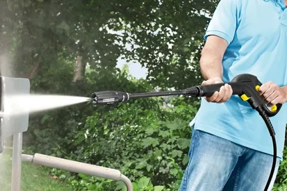 Ciscenje bastenskog namestaja